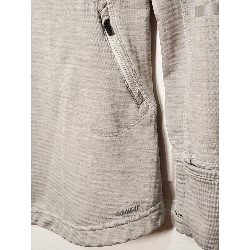 New Balance Women’s Athletic Pullover Hoodie Size M Gray Lightweight Stretch - Picture 12 of 13